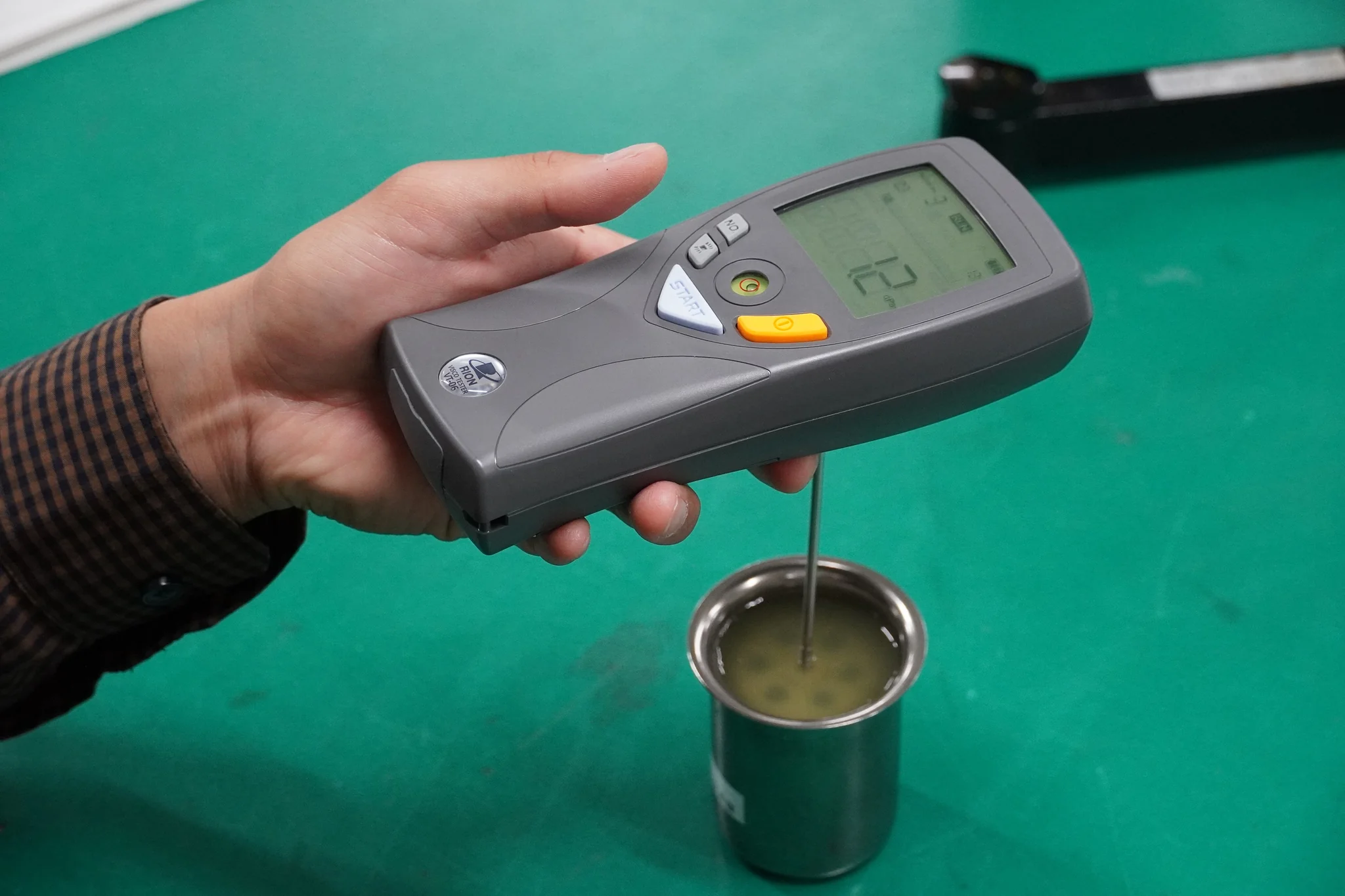 Rion VT-06 Viscometer
